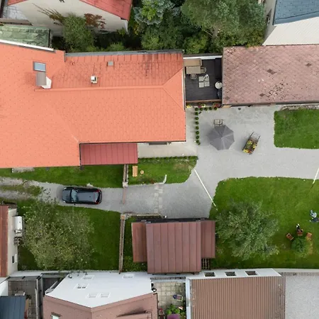 Zeller Panorama Apartament *